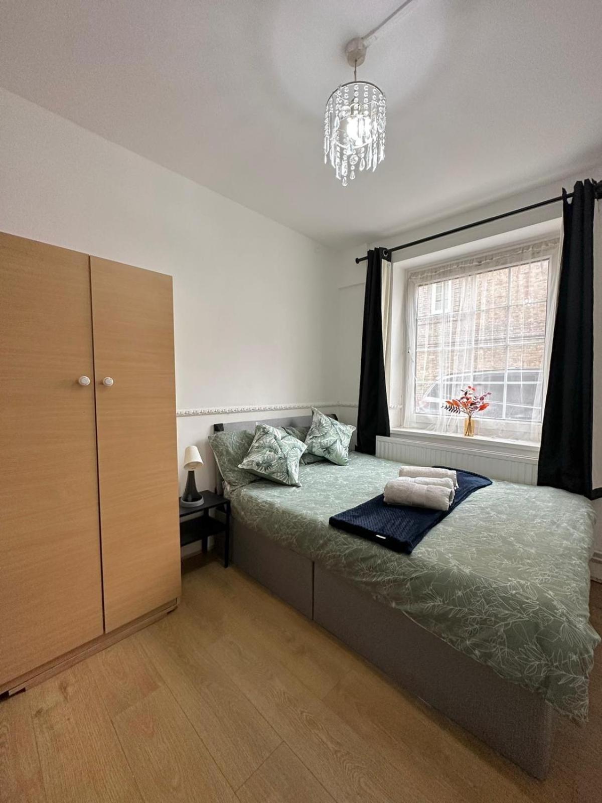 2 Bedroom Flat, 2 Minutes Walk To Bethnalgreen Station, Central لندن المظهر الخارجي الصورة