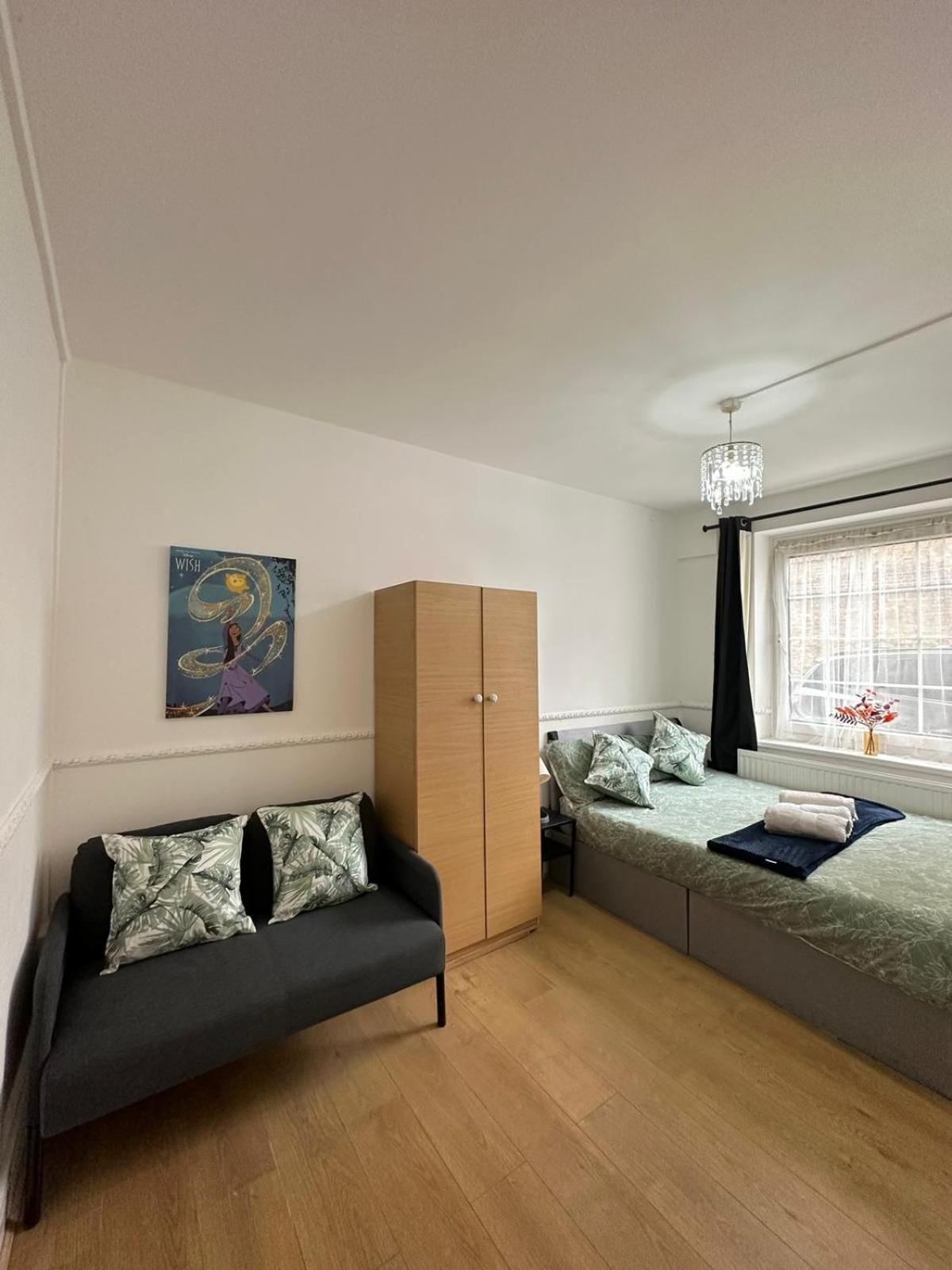 2 Bedroom Flat, 2 Minutes Walk To Bethnalgreen Station, Central لندن المظهر الخارجي الصورة