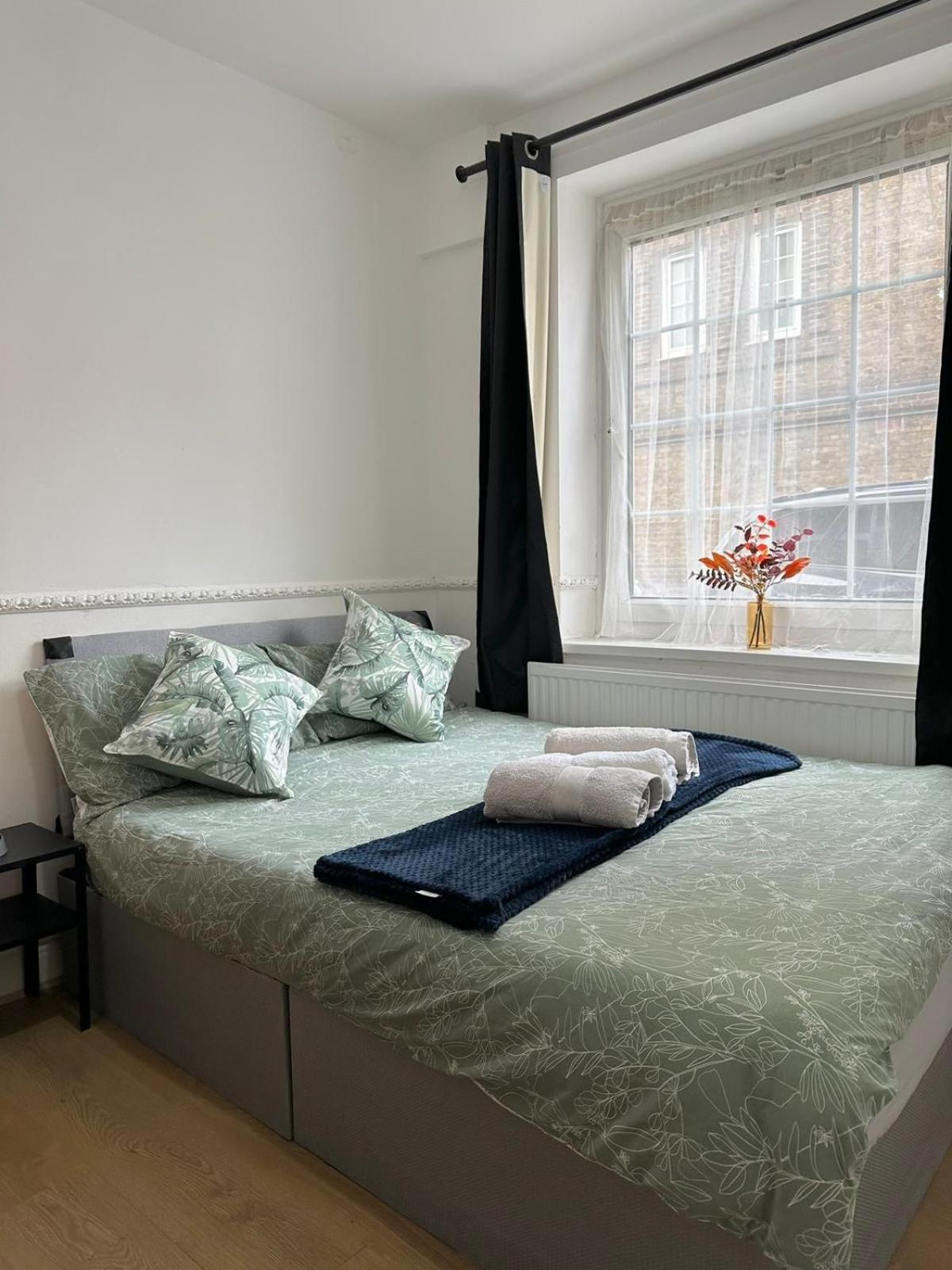 2 Bedroom Flat, 2 Minutes Walk To Bethnalgreen Station, Central لندن المظهر الخارجي الصورة